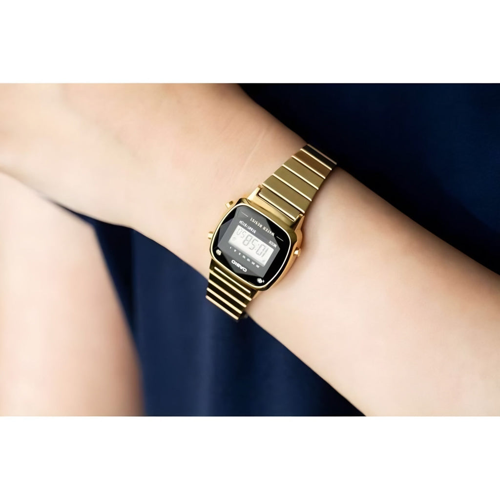 Reloj Casio LA670WGAD-1DF Dorado Mujer