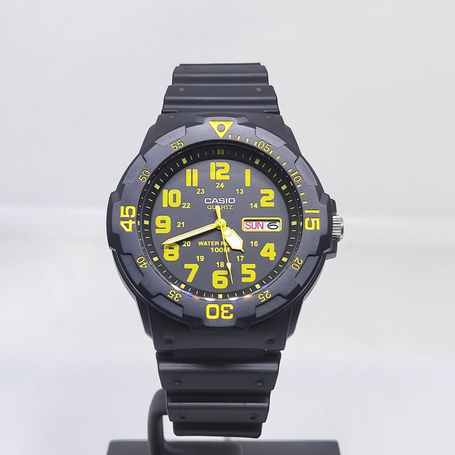 Reloj Casio Analogo Negro Hombre MRW-200H-9BVDF