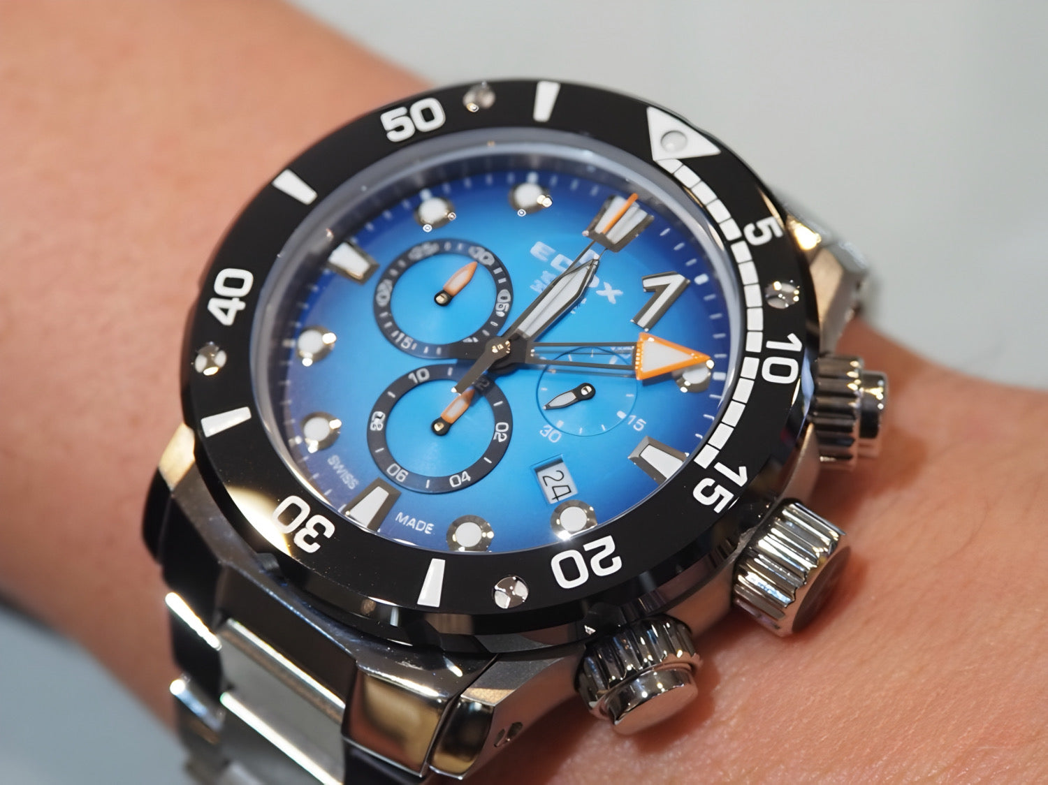 Reloj Edox Chronograph Esfera Azul Hombre 10242.TINMBUIDN