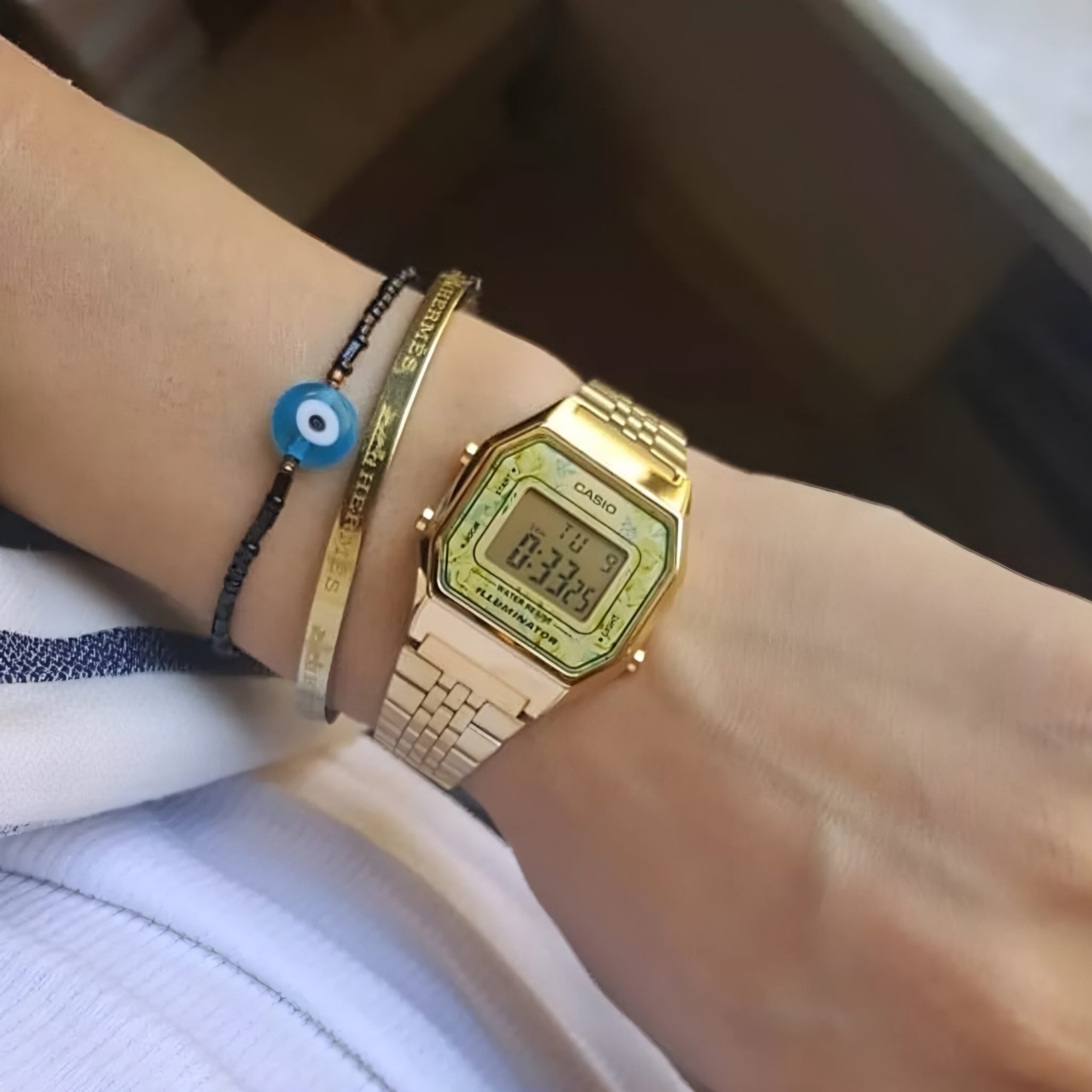 Reloj Casio LA680WGA-9CDF Retro Dorado Mujer