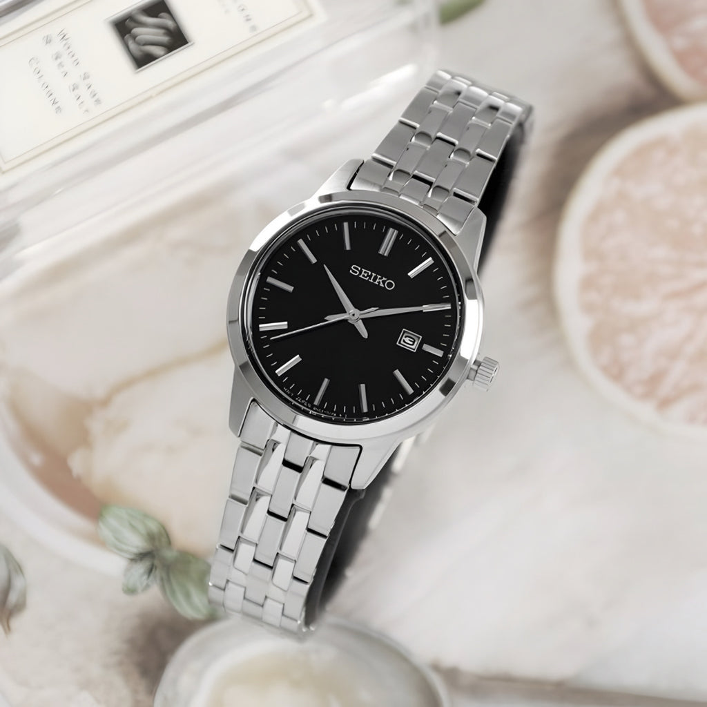 Reloj Seiko SUR409P1 Esfera Negra Pulsera Plateada Mujer