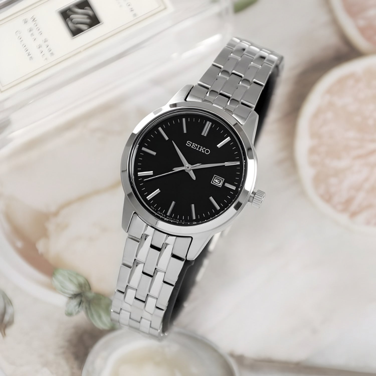 Reloj Seiko SUR409P1 Esfera Negra Pulsera Plateada Mujer