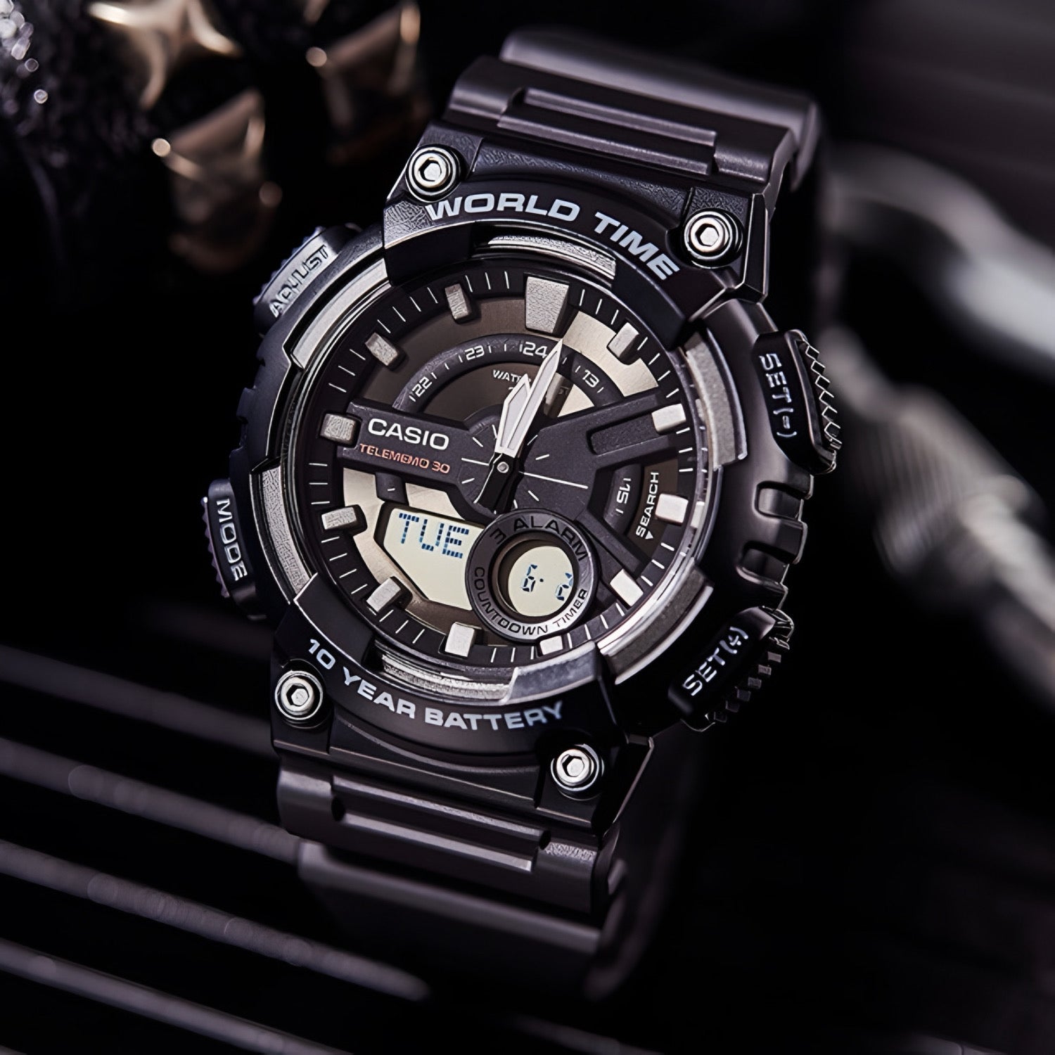 Reloj Casio Análogo Digital Hombre AEQ-110W-1AVDF