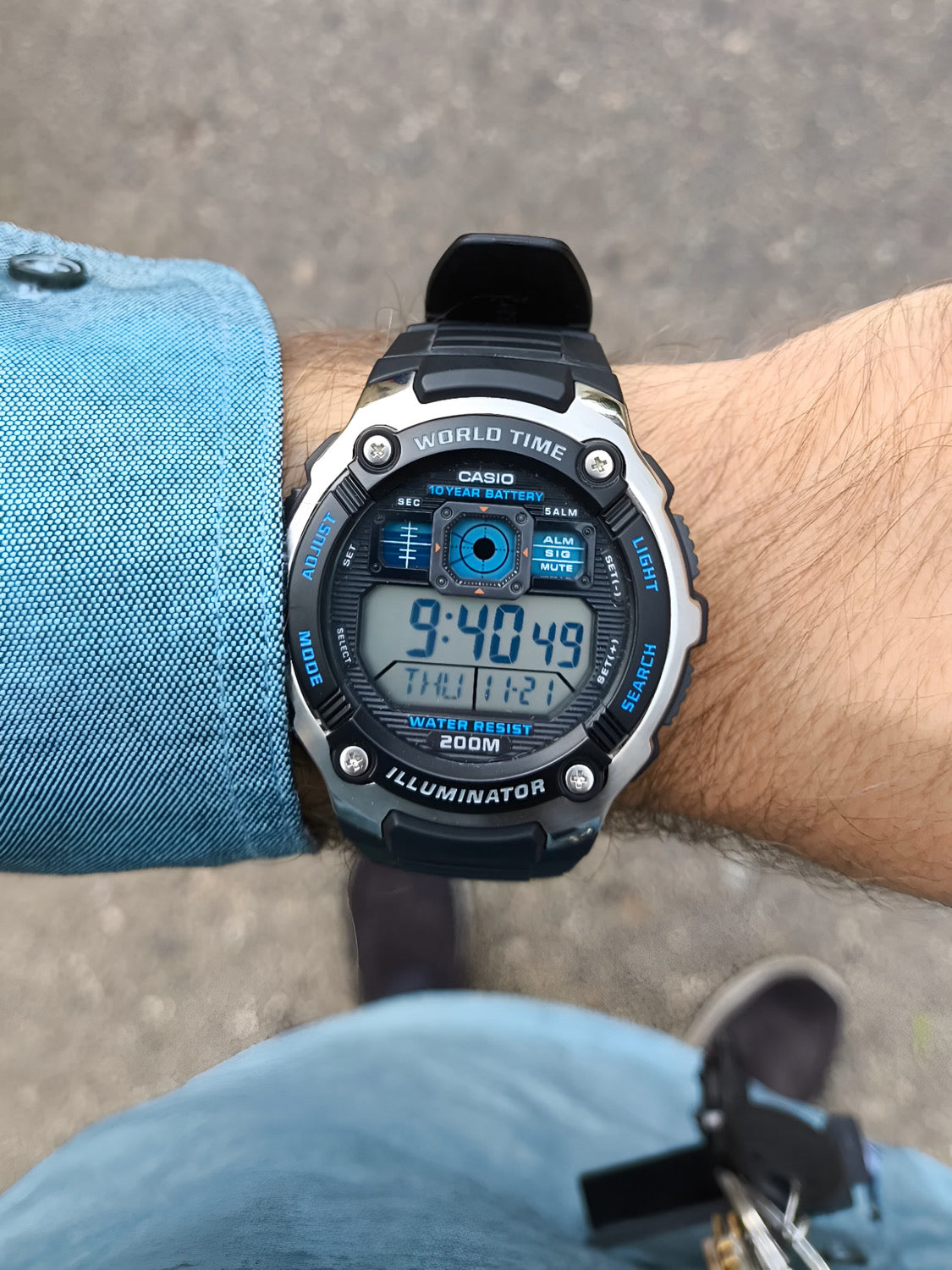 Reloj Casio Hombre Resina Negro AE-2000W-1AVDF