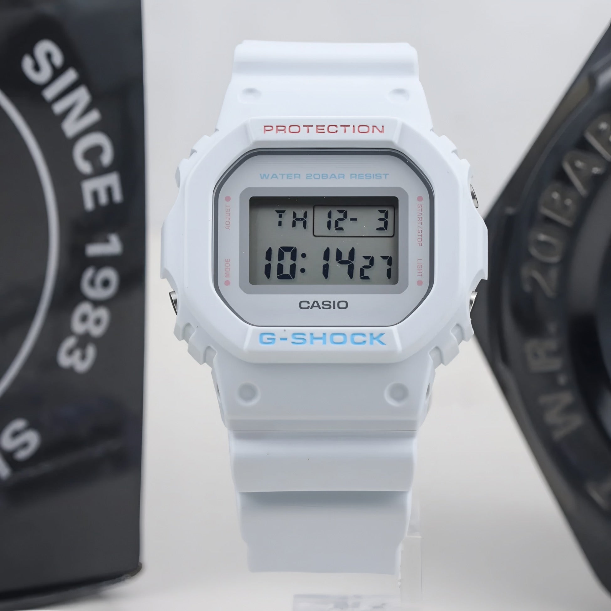 Reloj Casio Dw5600sc-8dr Con Correa De Resina Color Blanco