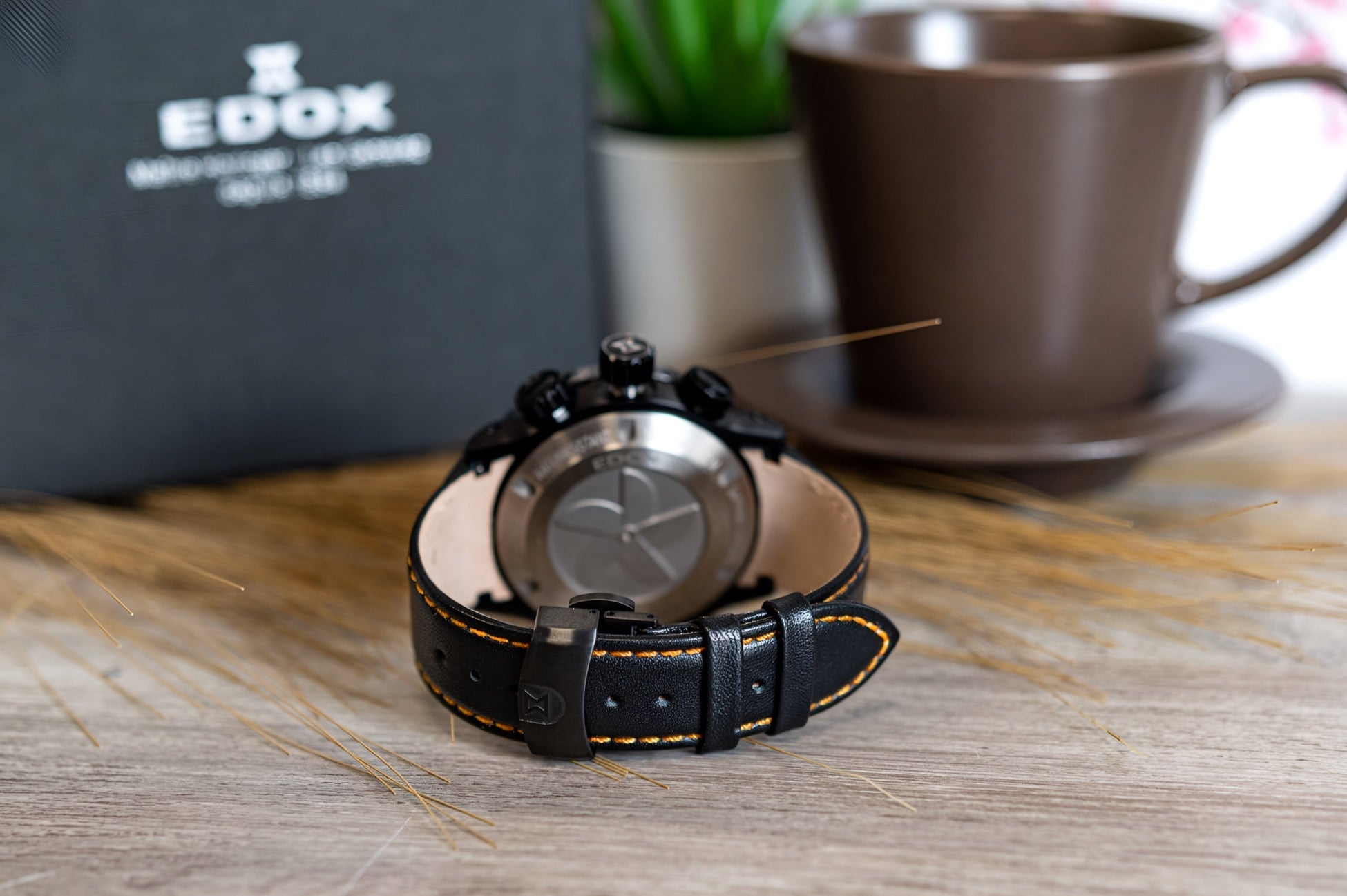 Reloj Edox Class One Chronograph Hombre 45mm 10242.TINNOBUIN