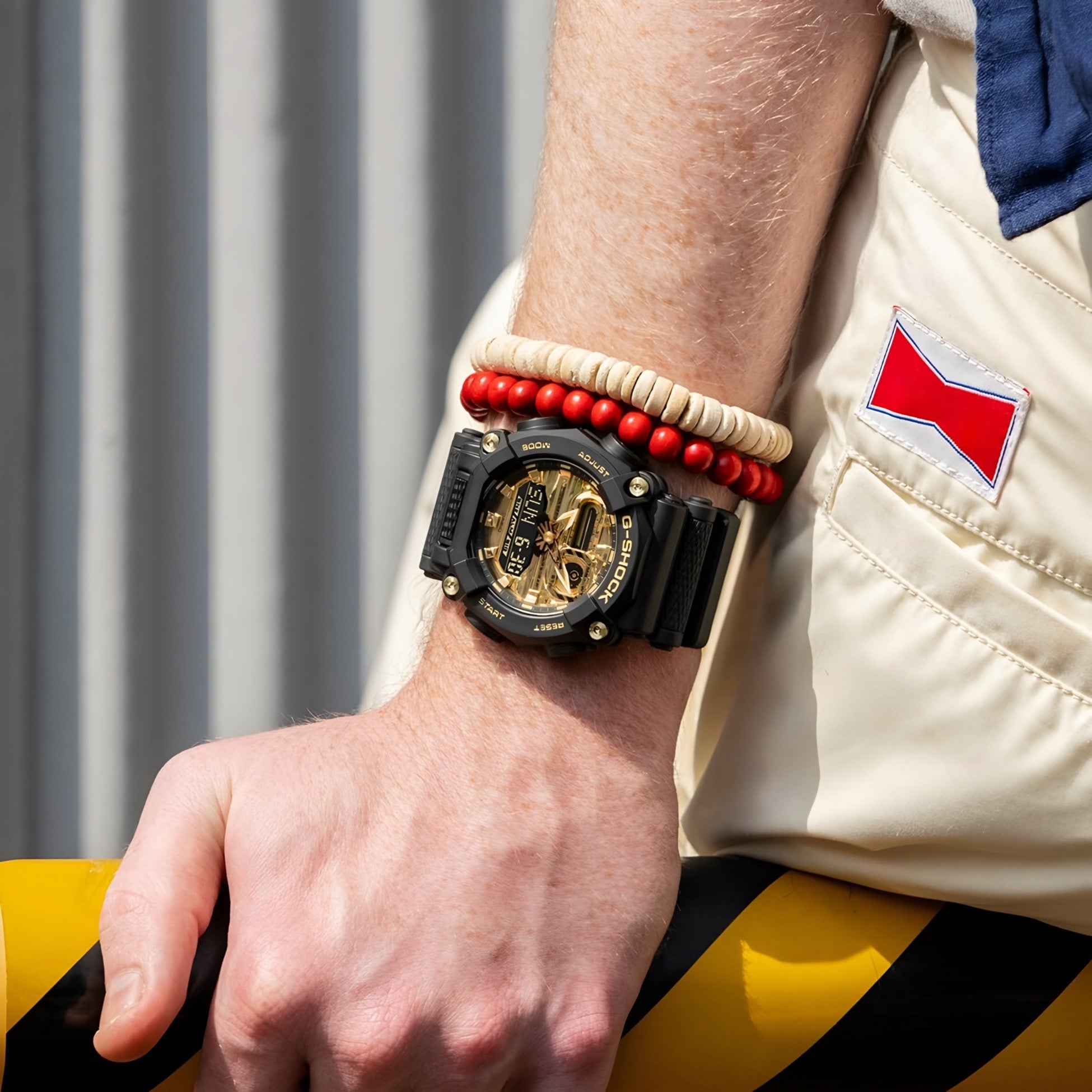 Reloj G-Shock GA900AG-1ADR Digital Analogico Hombre