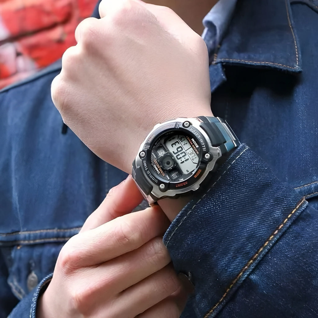 Reloj Casio Hombre Acero AE-2000WD-1AVDF